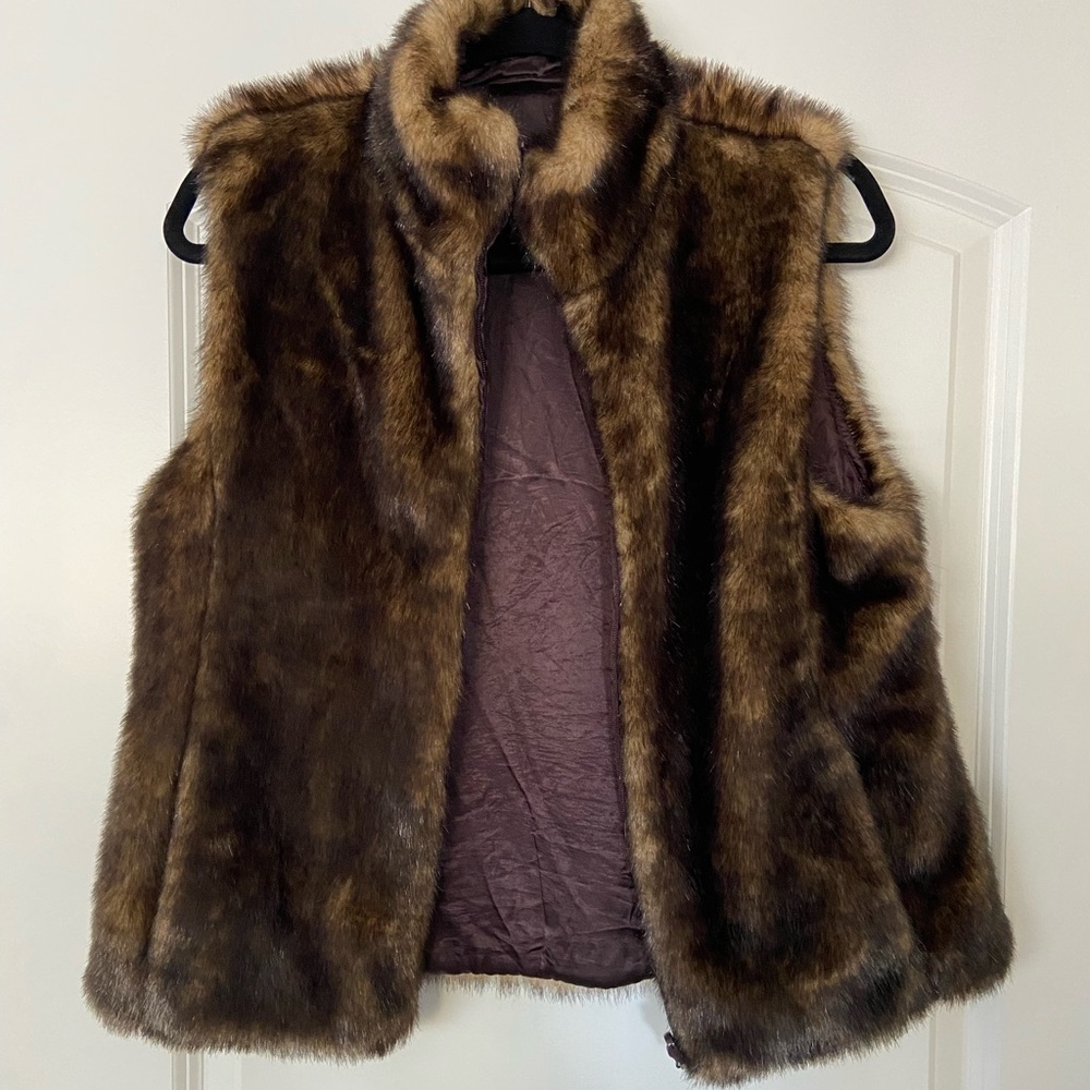 Vintage faux fur vest, like new